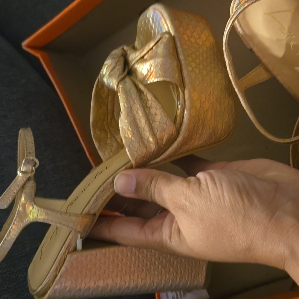 Luiza Barcelos Platform Heals/sandals Size 7.5 Cobra Glow Peach